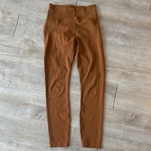 Lululemon Size 4 In Still High Rise Leggings Copper Brown